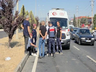 İş&ccedil;i servis minib&uuml;sleri &ccedil;arpıştı; 8 yaralı