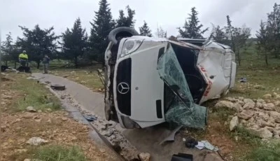 İş&ccedil;i servisi şarampole u&ccedil;tu: 16 yaralı