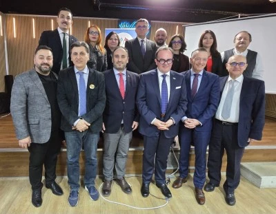İşg&uuml;c&uuml; Anlaşması&rsquo;nın 65. yılında M&uuml;nih&rsquo;te ekonomi ve dayanışma mesajı