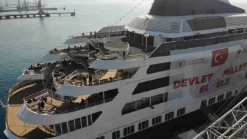 İskenderun&rsquo;daki depremzedeler kruvaziyer gemisinde konaklamaya başladı
