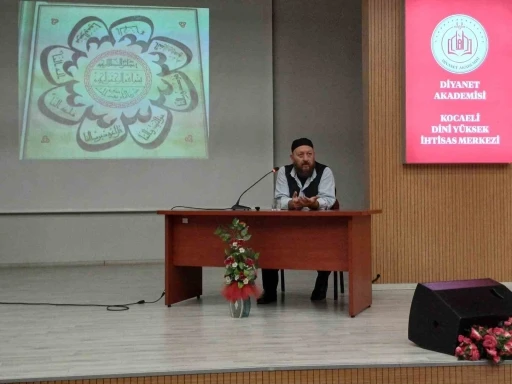 İslam&rsquo;ın ilk yıllarından g&uuml;n&uuml;m&uuml;ze h&uuml;sn-i hat sanatı
