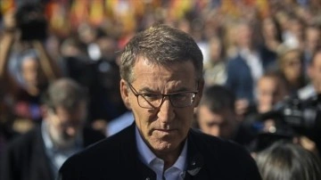 İspanya'da azınlık h&uuml;k&uuml;meti kurmak isteyen PP lideri Feijoo ilk turda g&uuml;venoyu alamadı