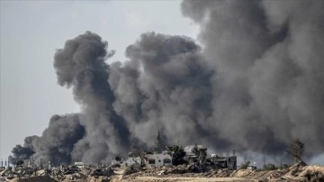 İspanya'da h&uuml;k&uuml;mete İsrail'in "soykırım" su&ccedil;undan yargılanmasına destek &ccedil;ağrısı