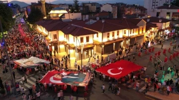 Isparta 15 Temmuz&rsquo; da tek y&uuml;rek oldu

