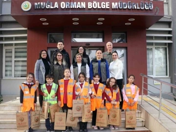 &lsquo;İsraf Avcıları&rsquo;ndan Orman İşletmeye ziyaret
