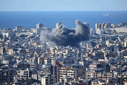 İsrail, Beyrut&rsquo;un g&uuml;neyini vurdu