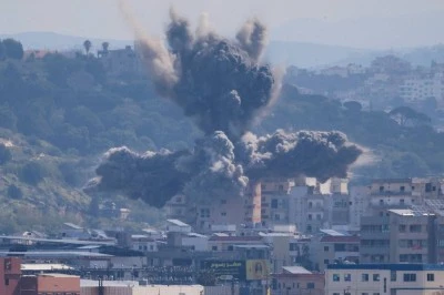 İsrail'in L&uuml;bnan'a olan saldırıları devam ediyor: 18 &ouml;l&uuml;, 33 yaralı
