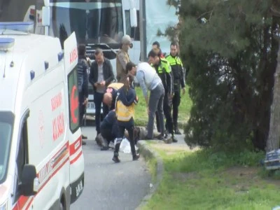 İsrail Konsolosluğu'nun da bulunduğu binanın &ouml;n&uuml;nde &ccedil;atışma; 2'si yaralı 10 ş&uuml;pheli g&ouml;zaltında