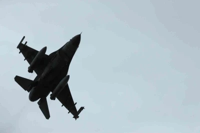 İsrail savaş u&ccedil;ağı, "teknik arıza" nedeniyle taşıdığı bombayı d&uuml;ş&uuml;rd&uuml;
