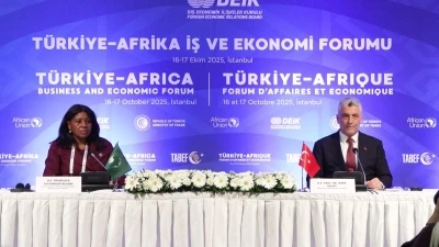 İstanbul- Bakan Bolat: 22 yılda T&uuml;rkiye ile Afrika &uuml;lkeleri arasındaki ticaret hacmi 7 kat artış g&ouml;stermiştir