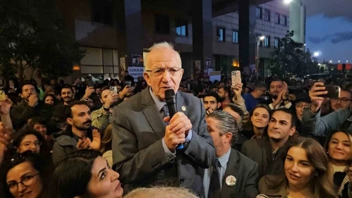 İstanbul Barosu&rsquo;nun yeni başkanı İbrahim &Ouml;zden Kaboğlu oldu
