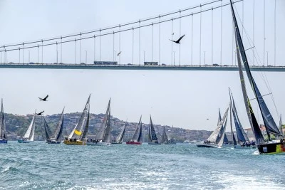 İstanbul Boğazı'nda 'Kurtuluş Kupası' heyecanı yaşandı