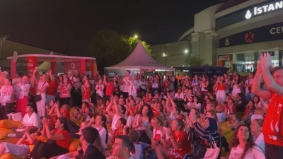 İstanbul'da A Milli Kadın Voleybol Takımı'nın Avrupa şampiyonluğu kutlandı