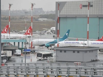 İstanbul'da haczedilen İran havayolu şirketinin u&ccedil;ağının bekleyişi s&uuml;r&uuml;yor
