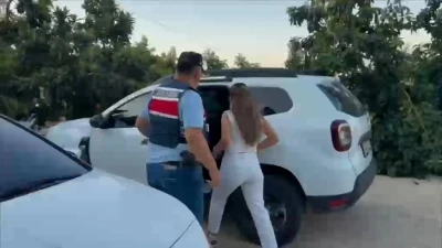 İstanbul'da &lsquo;Vize dolandırıcılığı&rsquo; soruşturması: 37 ş&uuml;pheli tutuklandı