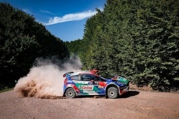 İstanbul Rallisi'ni Ali T&uuml;rkkan-Burak Erdener ekibi kazandı