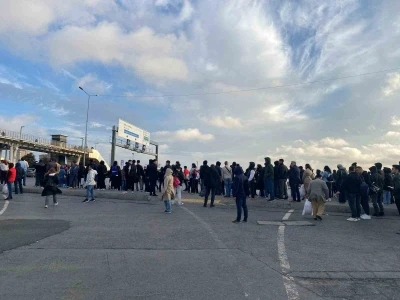 İstanbul&rsquo;un toplu ulaşım &ccedil;ilesi bitmiyor
