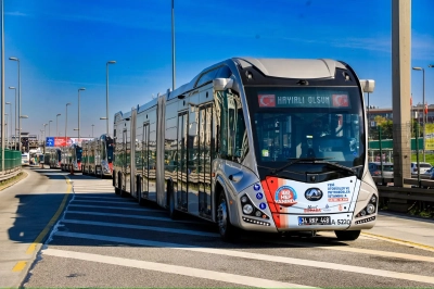 İstanbul&rsquo;un Yeni Metrob&uuml;sleri Hizmete Başladı&nbsp;