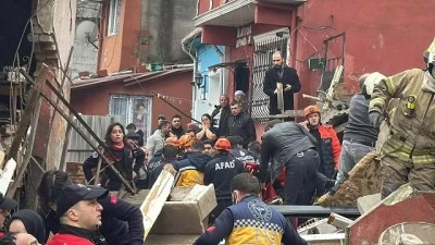  İstanbul Valiliği'nden &ccedil;&ouml;ken binalara ilişkin a&ccedil;ıklama