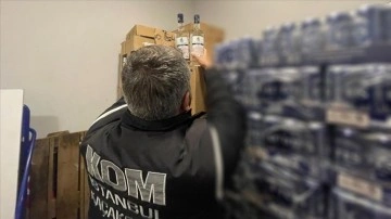 İstanbul'da 9 bin 750 litre sahte i&ccedil;ki ele ge&ccedil;irildi