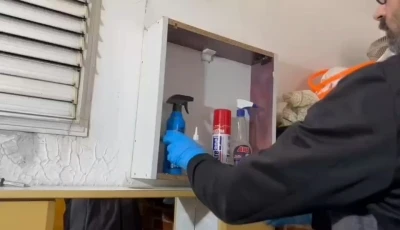 İşyerindeki gizli b&ouml;lmeden ka&ccedil;ak t&uuml;t&uuml;n mamulleri ele ge&ccedil;irildi
