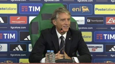 İtalya Teknik Direkt&ouml;r&uuml; Mancini'den T&uuml;rk futbolu yorumu!