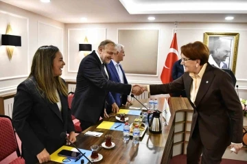İYİ Parti&rsquo;de Başkanlık Divanı belirlendi
