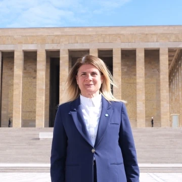 İYİ Parti&rsquo;de &Ouml;zlem Ural istifa etti
