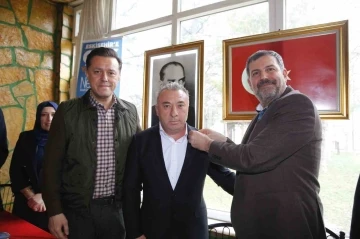 İYİ Parti&rsquo;den AK Parti&rsquo;ye ge&ccedil;işler devam ediyor
