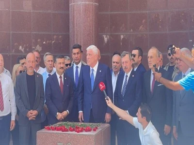 İYİ Parti Lideri Dervişoğlu, Bursa'da konuştu: Celal Bayar, gerek İstiklal Savaşı'mızın gerekse demokrasi m&uuml;cadelemizin &ccedil;ok &ouml;nemli şahsiyetlerinden biriydi