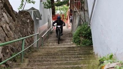 İzleyenlerin y&uuml;reği ağzına geldi