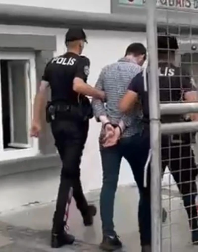 İzmir&rsquo;de 11 yılla aranan firari h&uuml;k&uuml;ml&uuml; yakalandı
