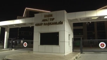 15 yaşındaki kız, sevgilisi tarafından bı&ccedil;aklanarak &ouml;ld&uuml;r&uuml;ld&uuml;