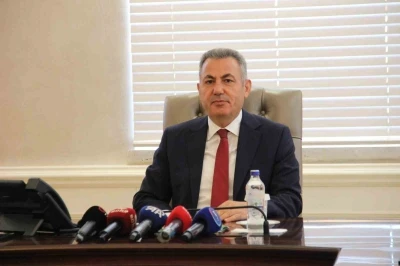 İzmir&rsquo;de 75 su&ccedil; &ouml;rg&uuml;t&uuml; &ccedil;&ouml;kertildi
