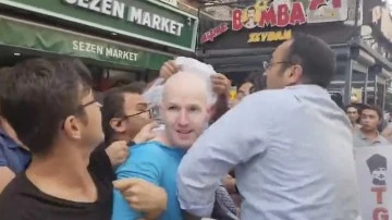 İzmir'de Amerikan askerlerinin kafasına &ccedil;uval ge&ccedil;irildi