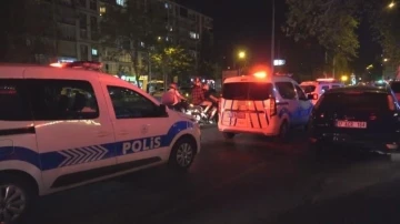 İzmir&rsquo;de esnaf kavgası: 1 &ouml;l&uuml;
