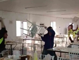 İnşaat iş&ccedil;ilerinin meydan muharebesi gibi kavgası