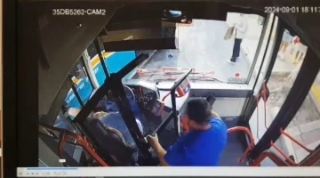 İzmir&rsquo;de kadın otob&uuml;s şof&ouml;r&uuml;ne yumruklu saldırı
