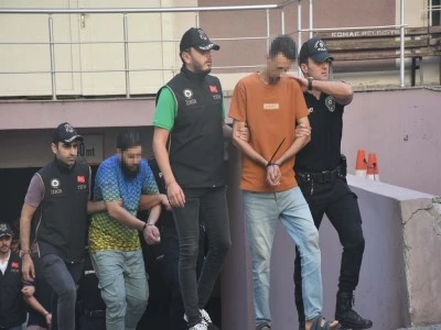 İzmir'de polis merkezine y&ouml;nelik saldırıya ilişkin 10 ş&uuml;pheli daha adliyede