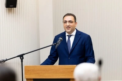 İzmir'de Seferihisar ve Bal&ccedil;ova Belediye başkanları g&ouml;zaltına alındı