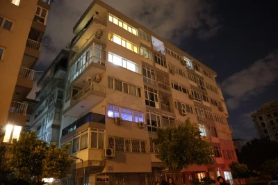 İzmir'de yaşlı adam oğlunu bı&ccedil;aklayarak &ouml;ld&uuml;rd&uuml;