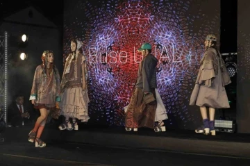 İzmir Ekonomili Buse&rsquo;den gurur veren başarı
