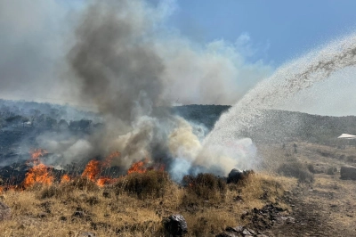 İzmir İtfaiyesi Kentsel Ve Kırsal Yangınlarla M&uuml;cadele Ediyor