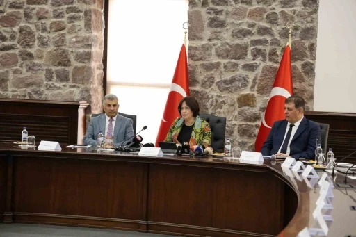 İzmir K&ouml;rfezi&rsquo;ni kurtaracak acil eylem planı hazır
