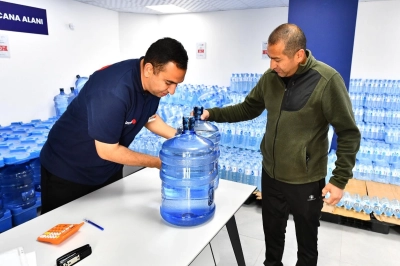 İzmirli 40 Liraya Sağlıklı Damacana Suya Ulaşıyor