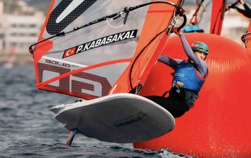 İzmirli milli s&ouml;rf&ccedil;&uuml;ler tarih yazdılar
