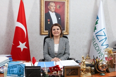 İzmit Belediye Başkanı&rsquo;ndan &lsquo;Yılan&rsquo; &Ccedil;ıkışı