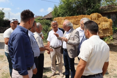 İzmit Belediyesi, &Ccedil;avuşoğlu Mahallesinde talepleri yerinde dinledi