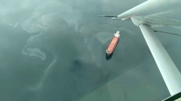 İzmit K&ouml;rfezi&rsquo;ni kirleten gemilere bakın ne kadar ceza kesildi
