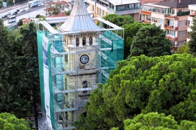 İzmit Saat Kulesi&rsquo;nde Restorasyon &Ccedil;alışmaları Tam Gaz